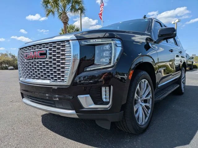 Used 2021 Onyx Black GMC Denali image 9