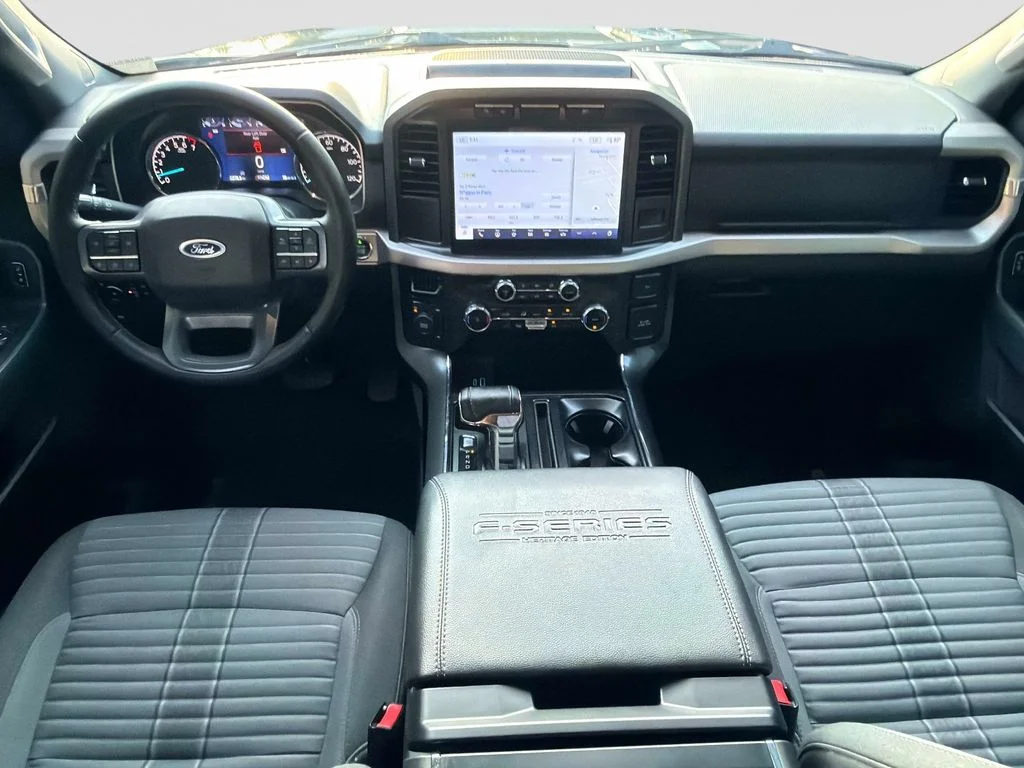 Used 2023 Blue Ford XLT image 16