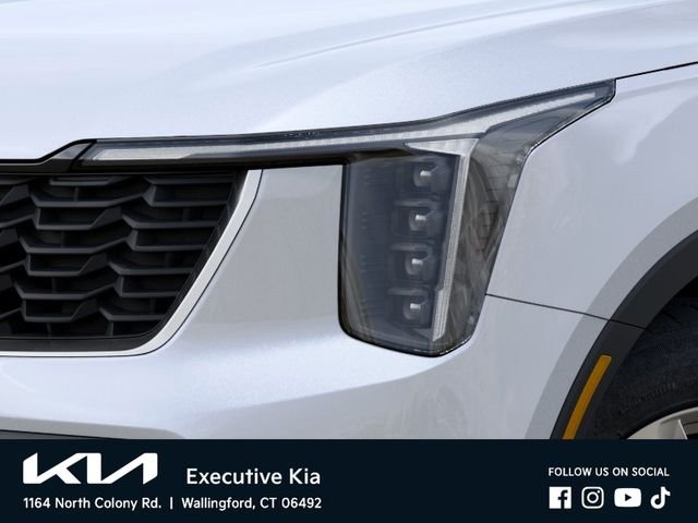New 2026 Glacial White Pearl Kia LX image 10