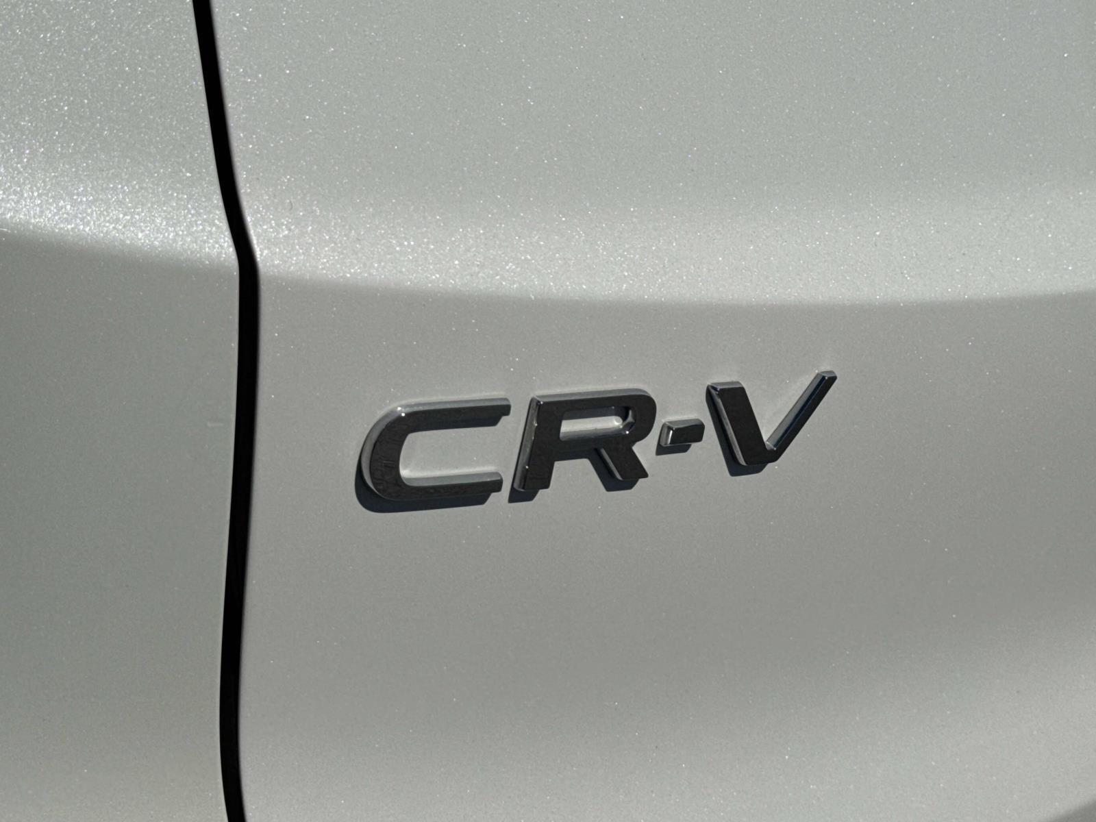 2025 Honda CR-V LX - Photo 29