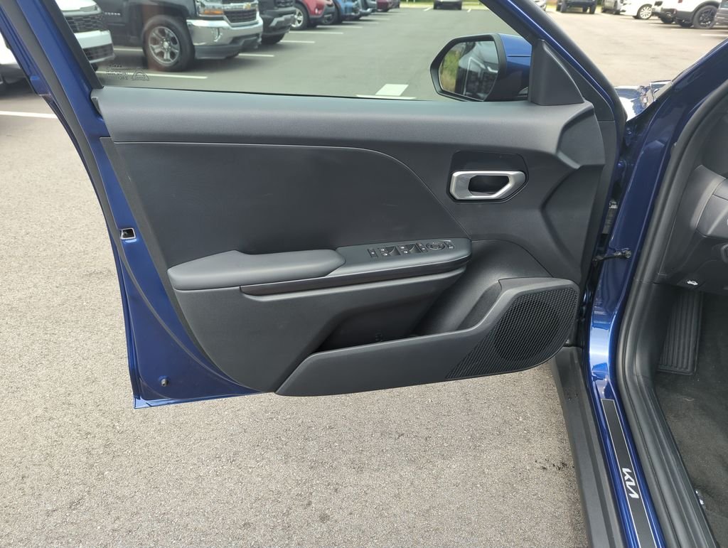 New 2026 Deep Sea Blue Kia LXS image 18