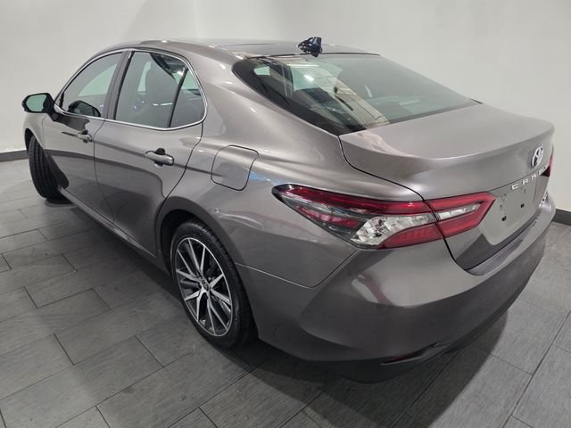 Used 2024 Gray Toyota XLE image 3