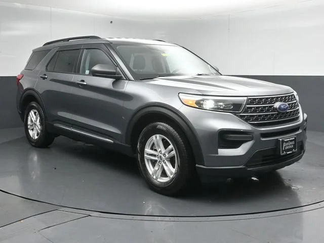 Used 2022 Gray Ford XLT image 1