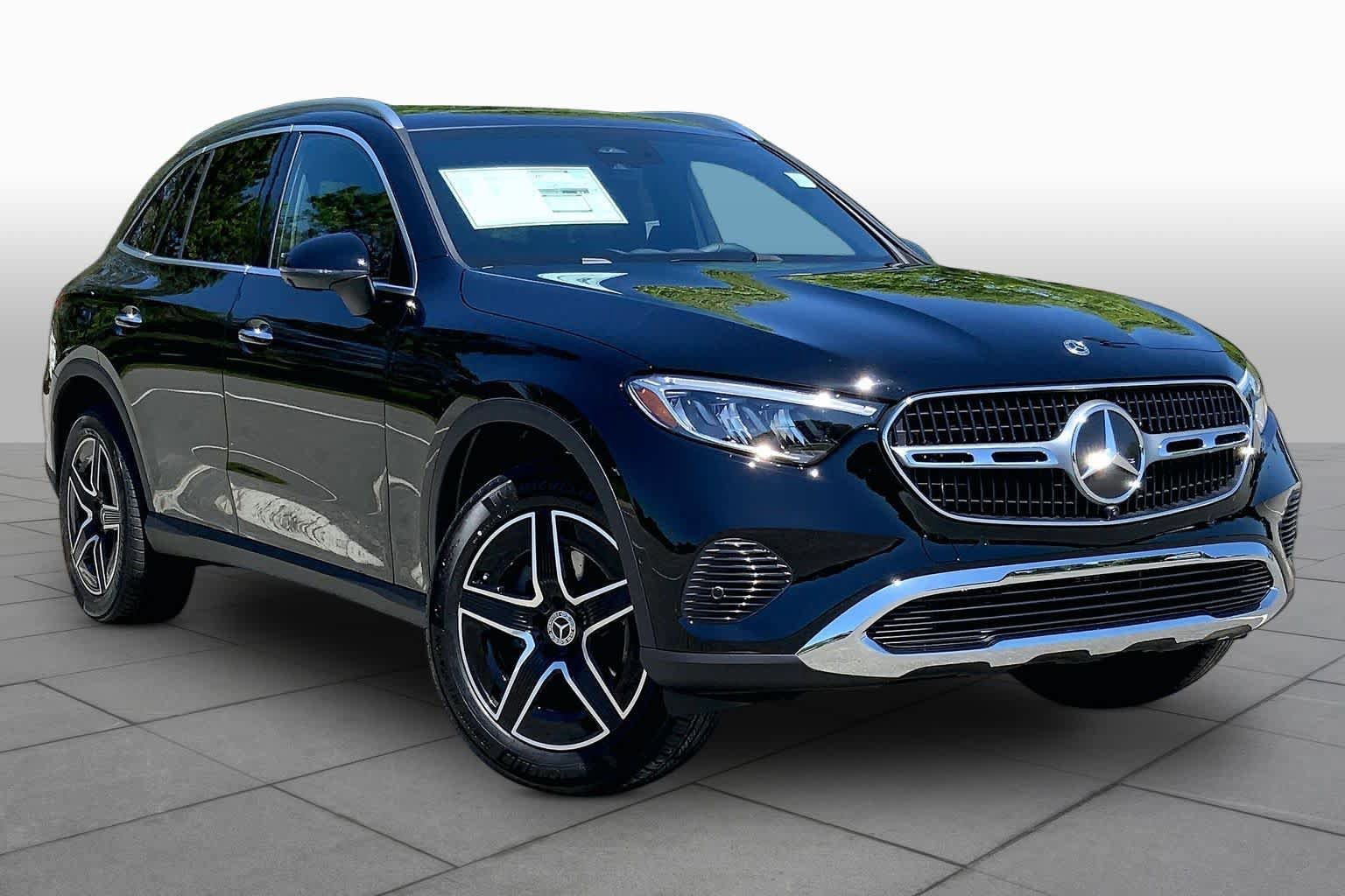New 2026 Black Mercedes-Benz GLC 300 image 2