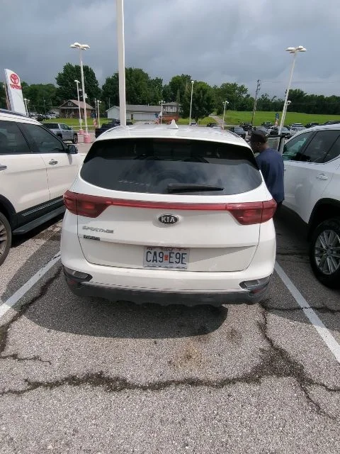 Used 2020 White Kia LX image 4