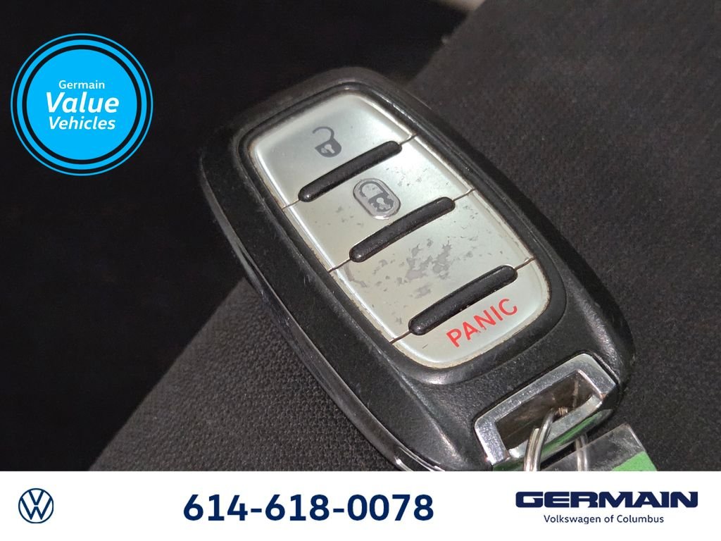 Used 2017 Blue Chrysler LX image 32