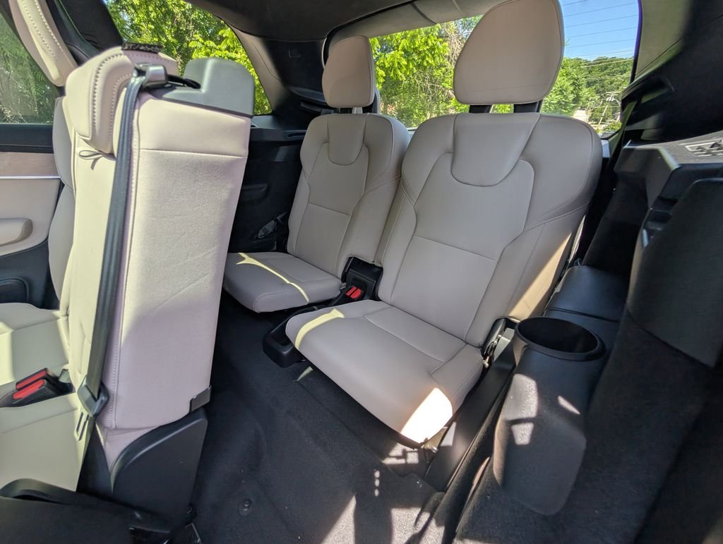 New 2026 Red Volvo B6 Plus 7-Seater image 12