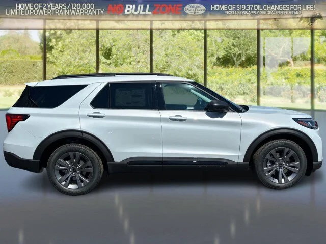 New 2026 Space White Metallic Ford Active image 29