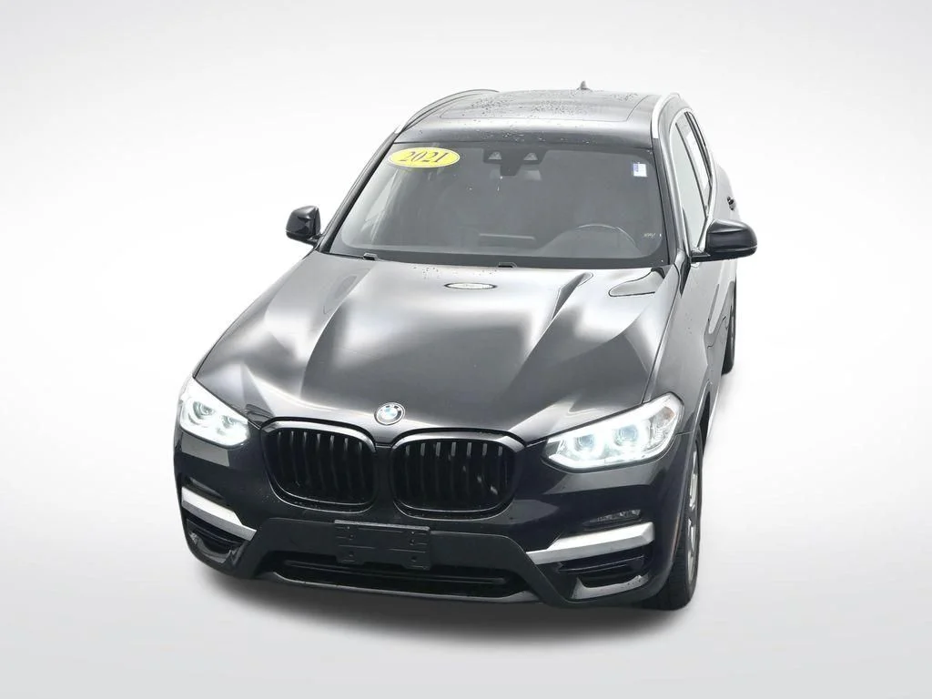 Used 2021 Black BMW xDrive30i image 23