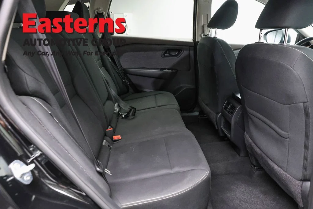 Used 2023 Black Nissan S image 21