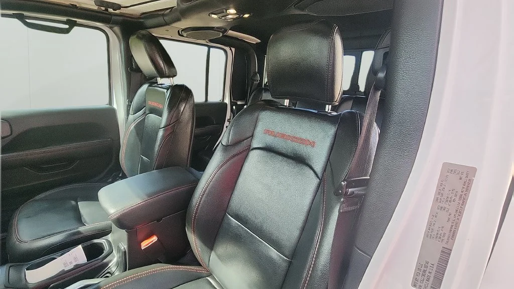 Used 2022 White Jeep Rubicon image 14