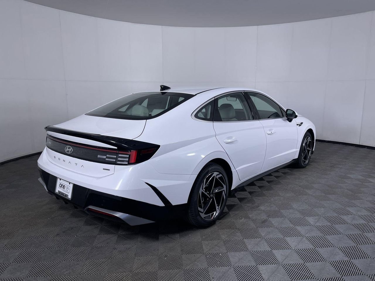 New 2026 Serenity White Hyundai SEL Sport image 5