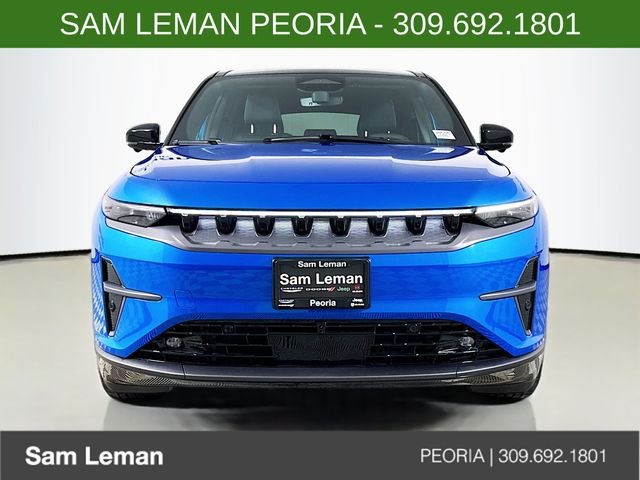 New 2025 Hydro Blue Pearl-Coat Exterior Paint Jeep Limited image 2