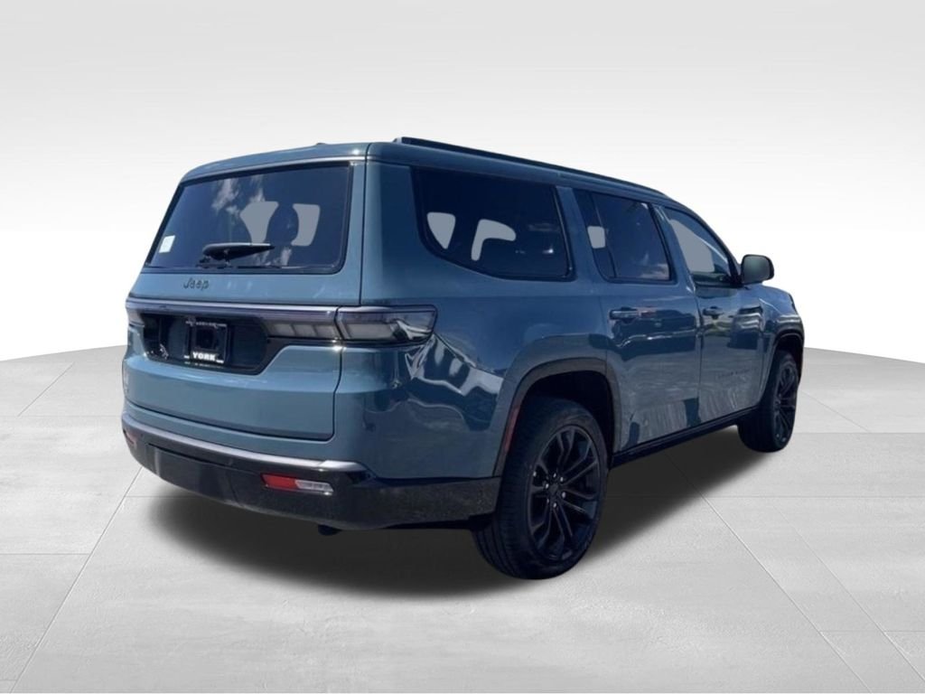 New 2026 Steel Blue Exterior Paint Jeep Summit Reserve image 5