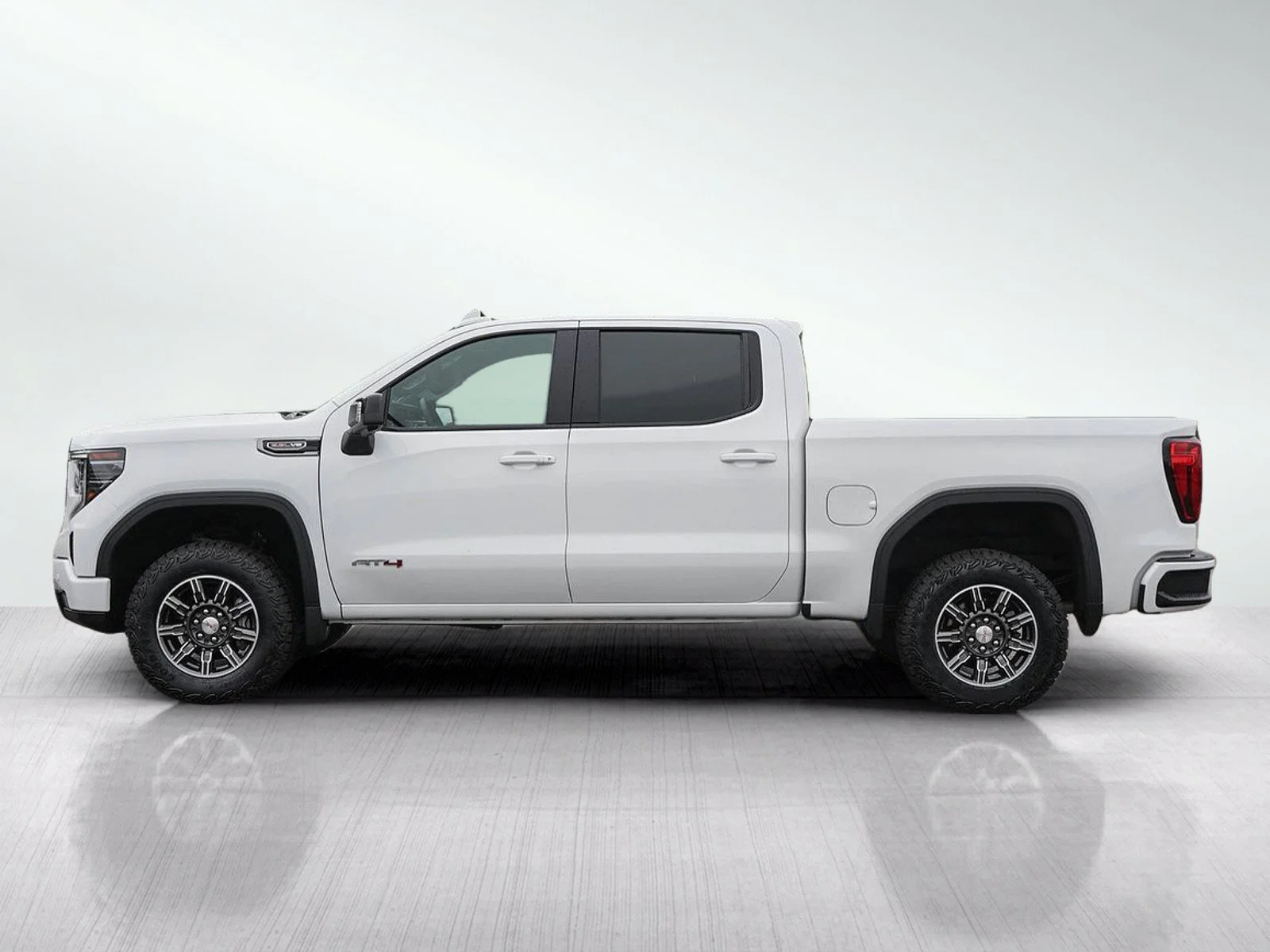 Used 2025 GMC Sierra 1500 AT4 with VIN 1GTUUEEL6SZ325465 for sale in Bloomington, Minnesota
