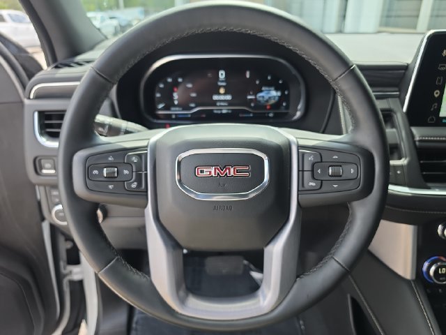 2023 GMC Yukon SLT - Photo 27