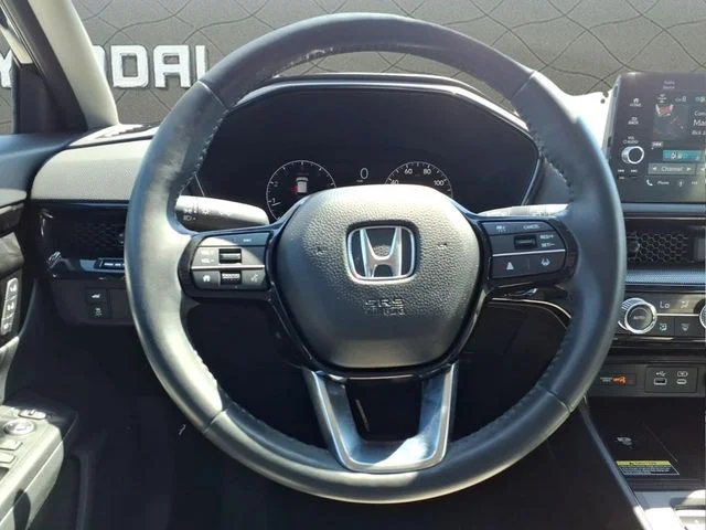 Used 2023 Black Honda EX-L image 19