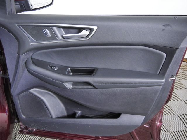 Used 2019 Red Ford SEL image 11