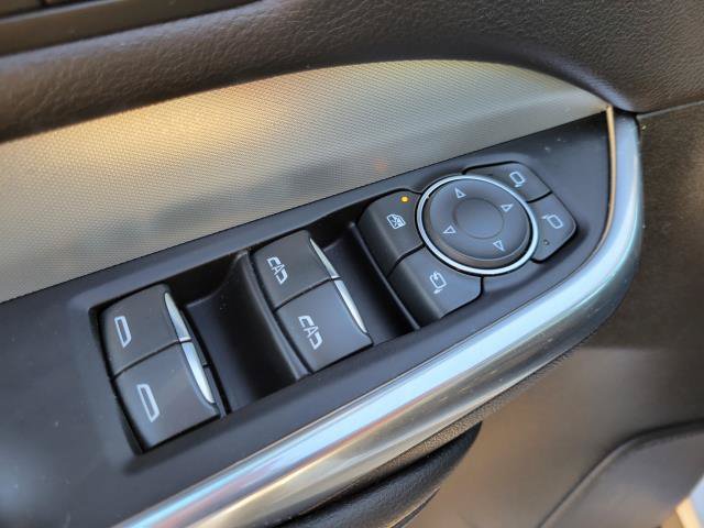 Used 2019 Silver Cadillac Premium Luxury image 17