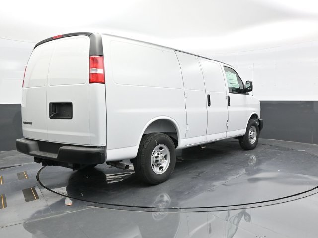 2025 Chevrolet Express Cargo Work Van - Photo 6