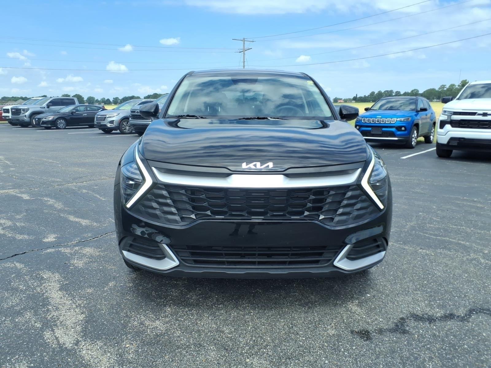 2025 Kia Sportage LX - Photo 8