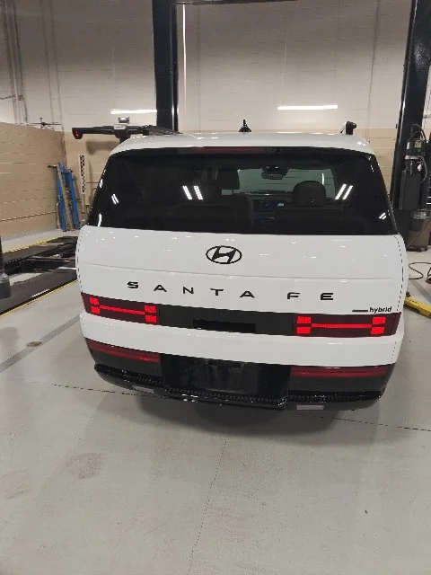 Used 2025 White Hyundai Calligraphy image 8