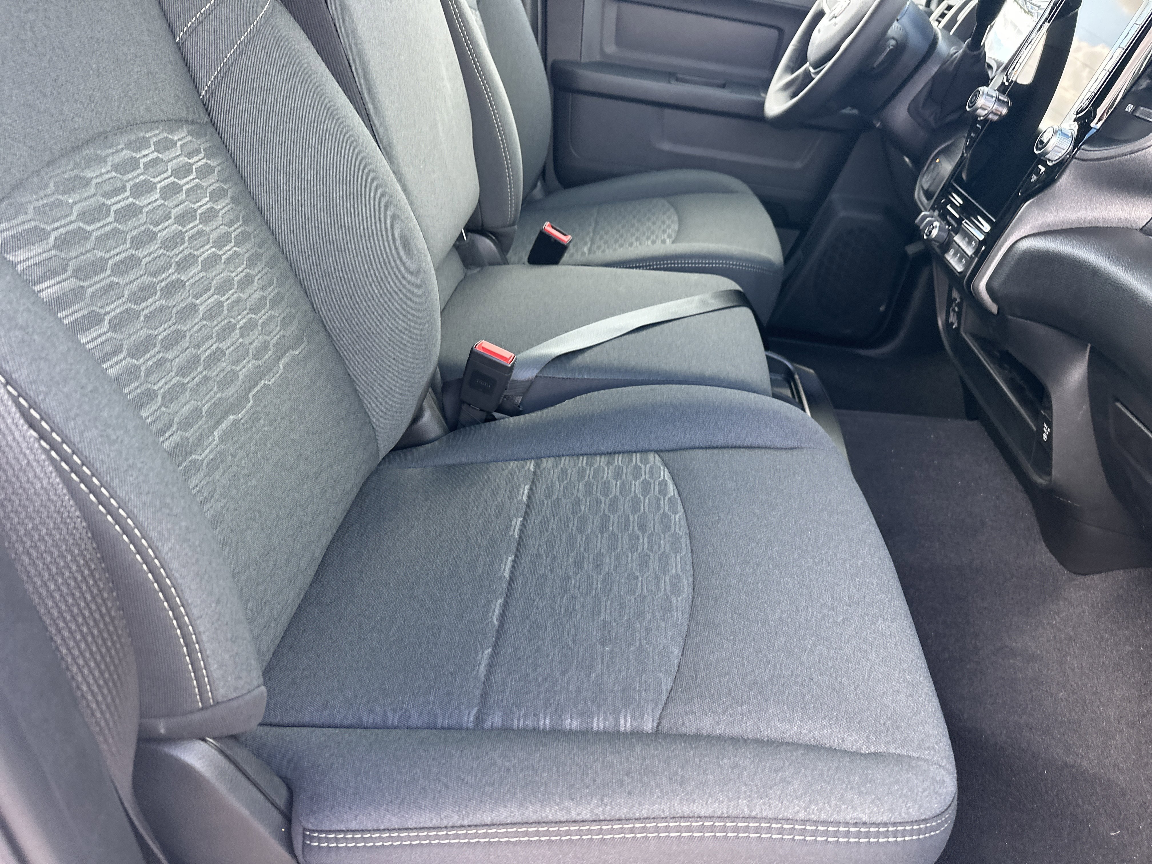 2026 RAM 2500 Tradesman - Photo 14