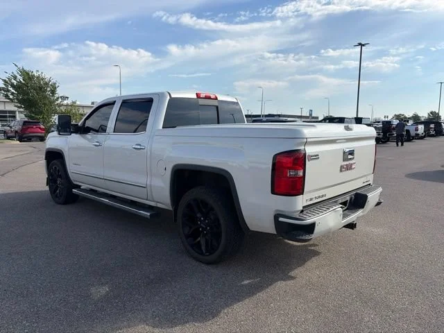 Used 2015 White Diamond Tricoat GMC Denali image 5