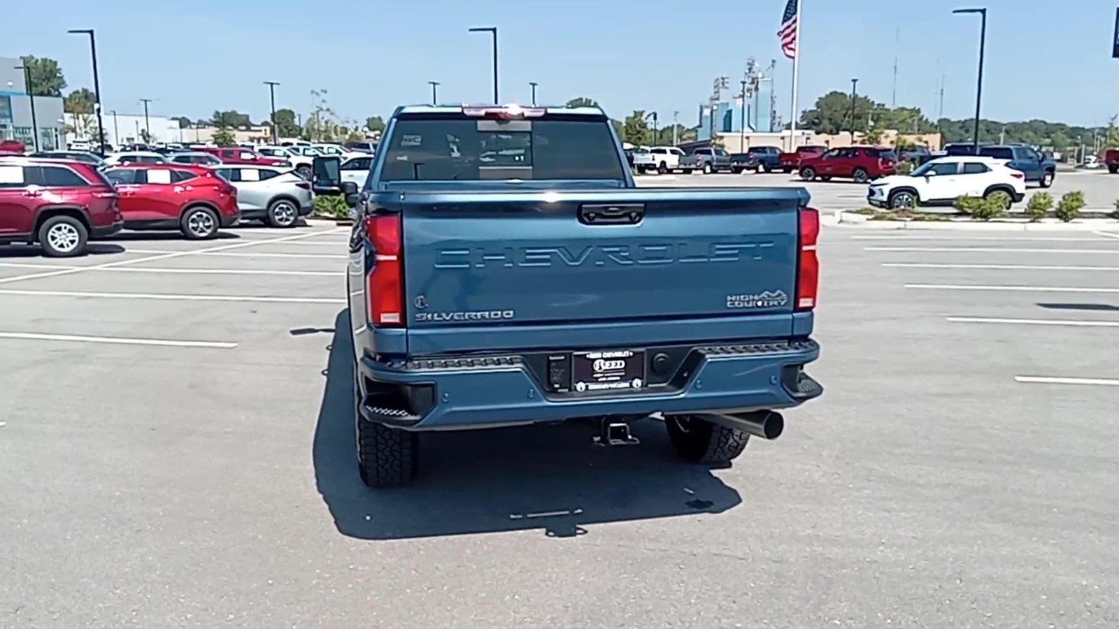 2026 Chevrolet Silverado 3500 HD High Country - Photo 7