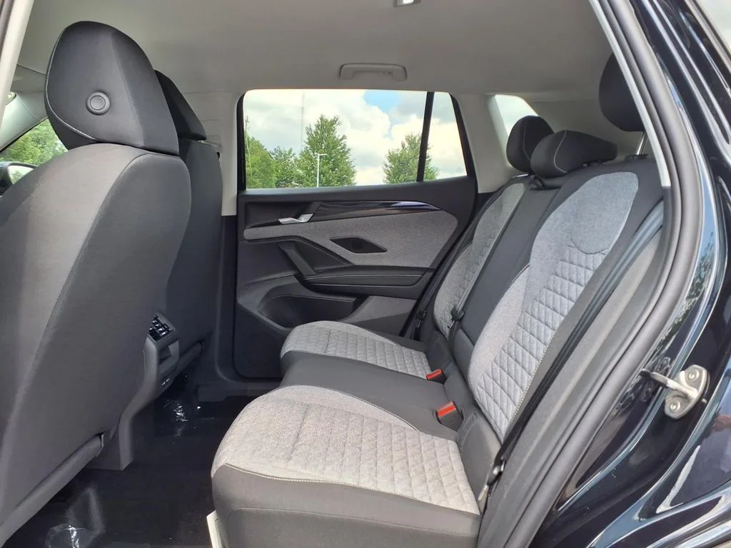 New 2026 Deep Black Pearl Volkswagen 2.0T S image 21