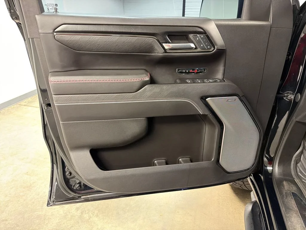 Used 2023 ONYX BLACK GMC AT4X image 21
