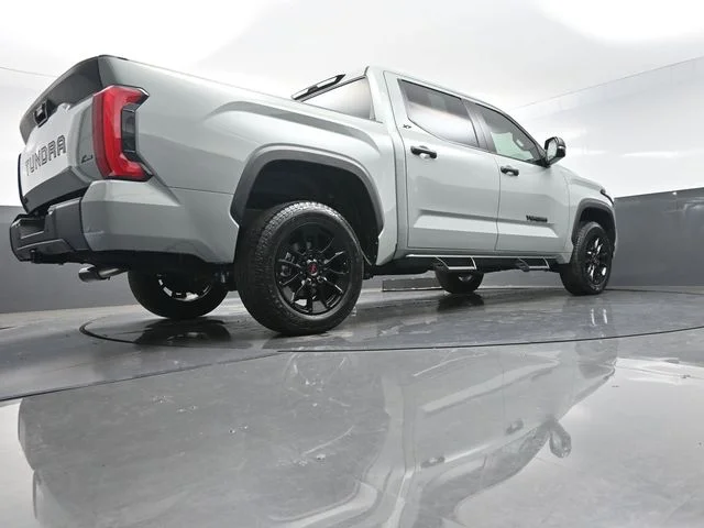 Used 2026  Toyota SR5 image 40