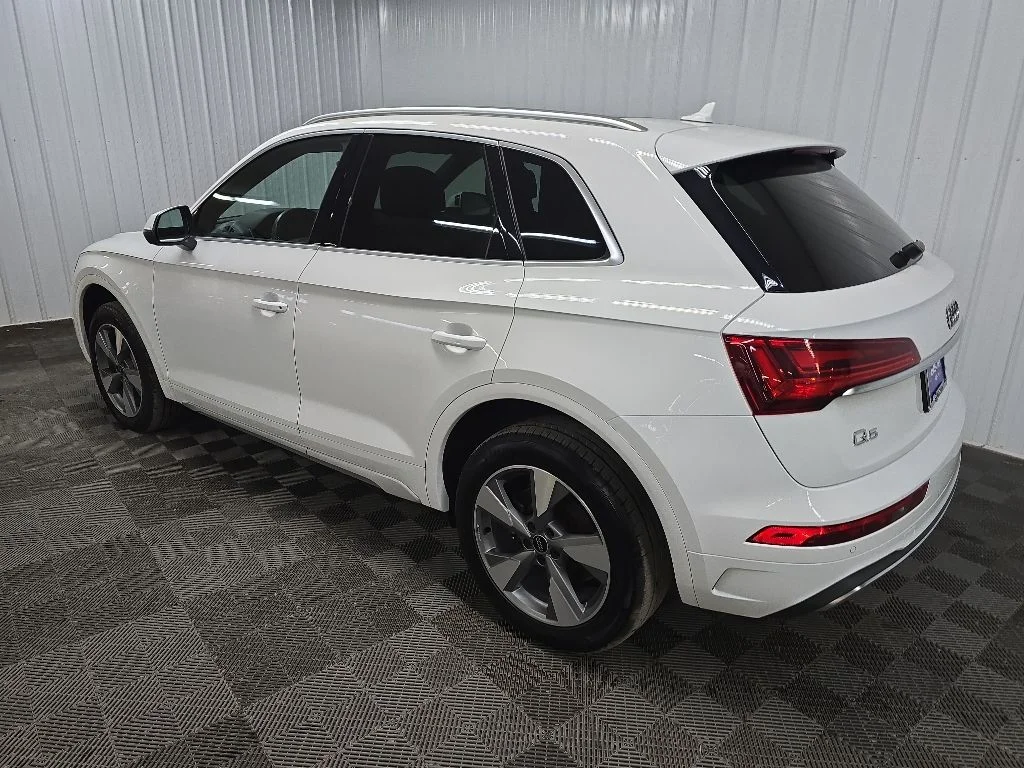 Used 2023 White Audi 40 Premium image 9