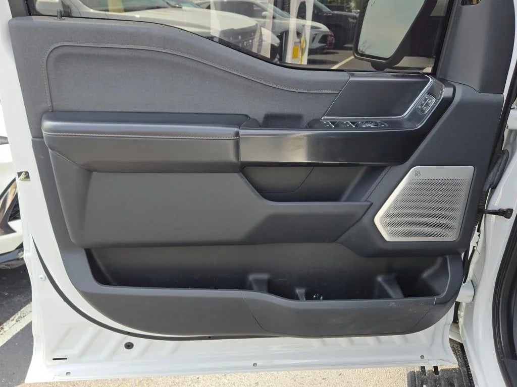 Used 2022 White Ford Raptor image 23