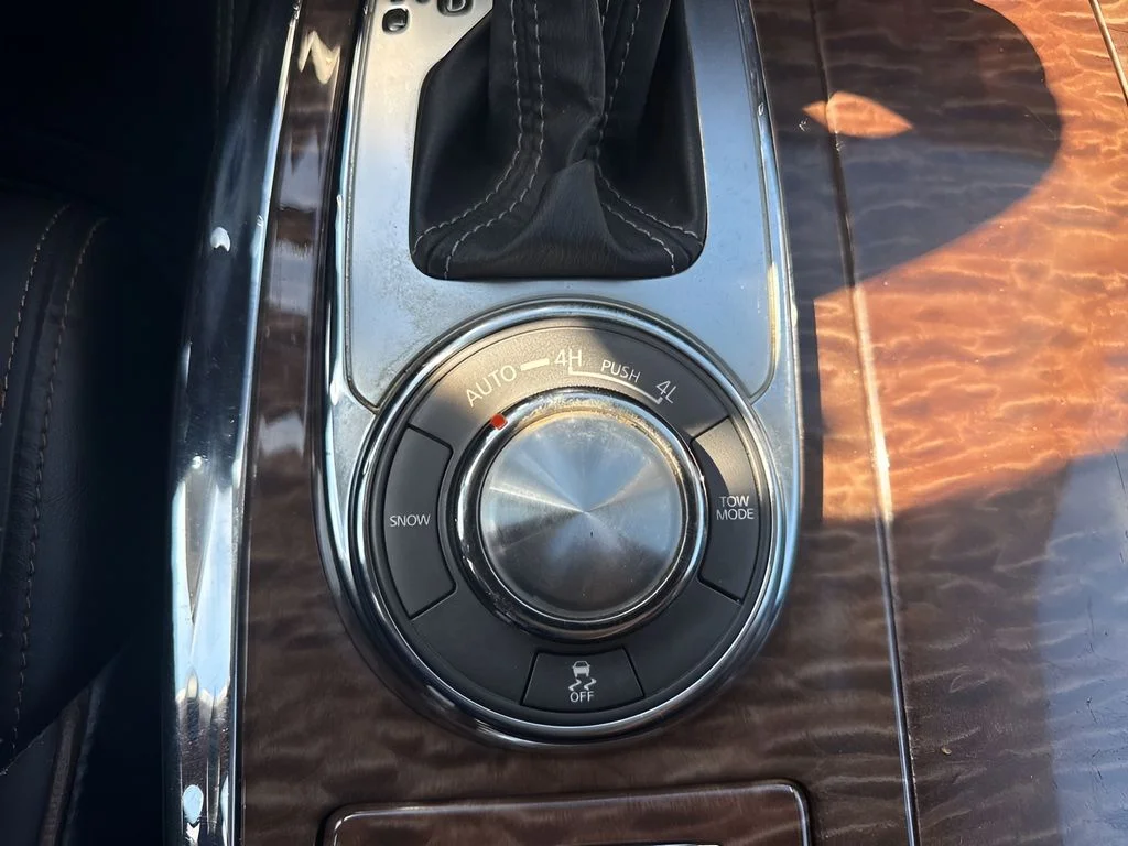 Used 2019 Blue Nissan SL image 28