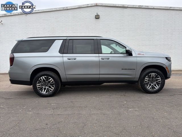 2025 Chevrolet Suburban Z71 4WD's photo