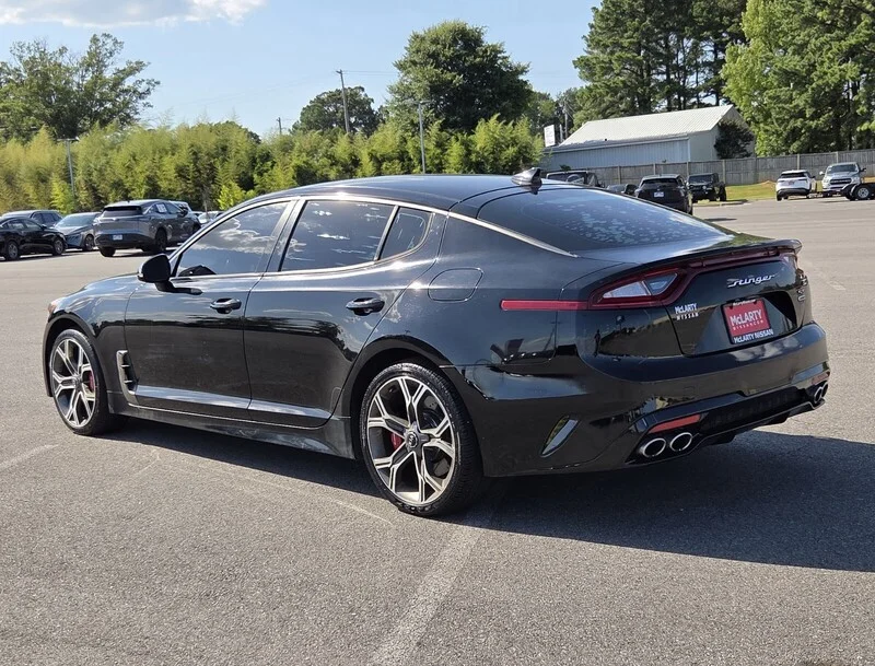Used 2020 Aurora Black KIA GT AWD image 3