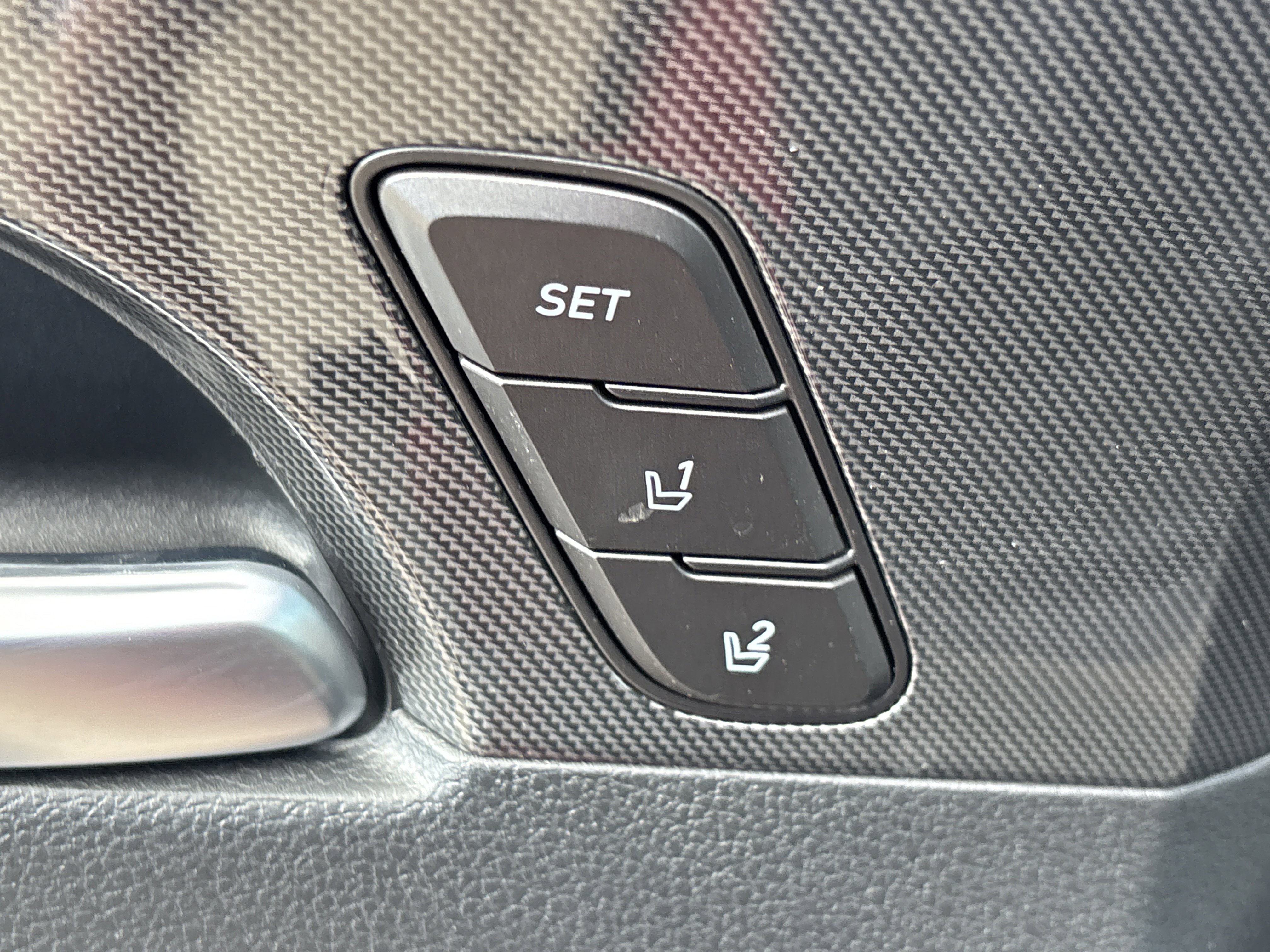 Used 2023 Calypso Red Hyundai Limited AWD image 21