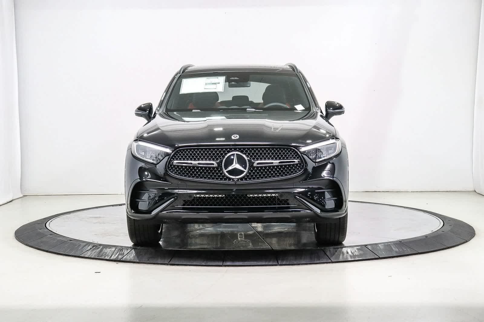 New 2027 Black Mercedes-Benz GLC 300 image 6