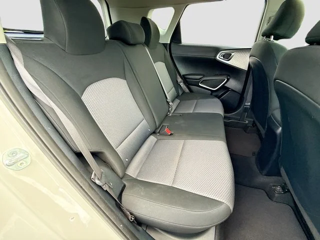 Used 2024 White Kia LX image 24