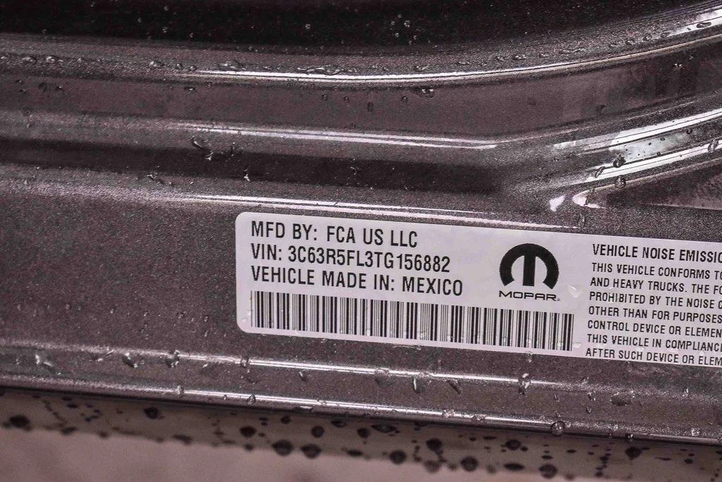 New 2026 Granite Crystal Metallic Clear-Coat Exterior Paint RAM Laramie image 26