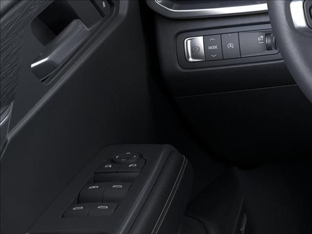 New 2026 Summit White GMC Elevation image 22