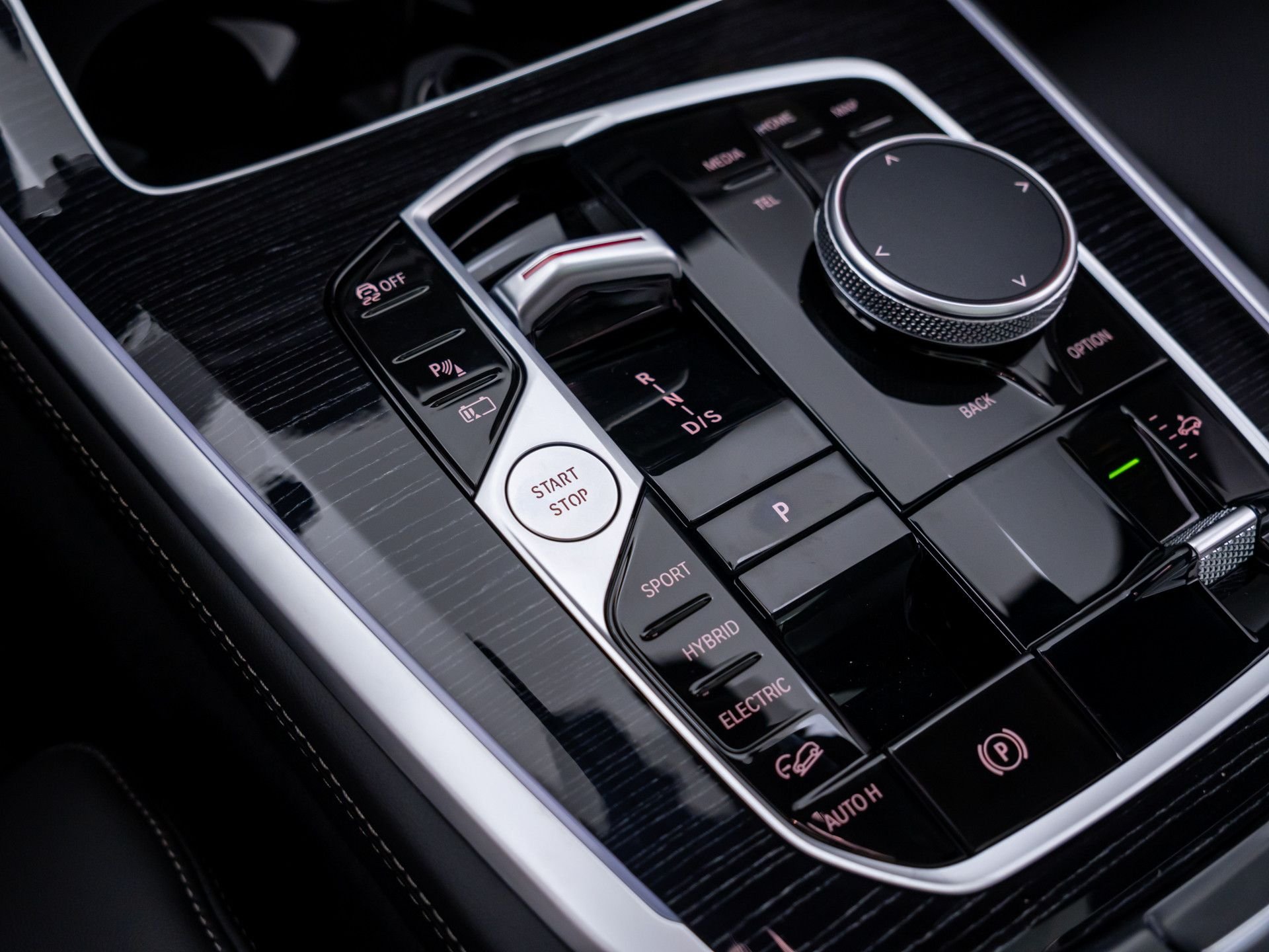 New 2026 Black Sapphire Metallic BMW xDrive50e image 23