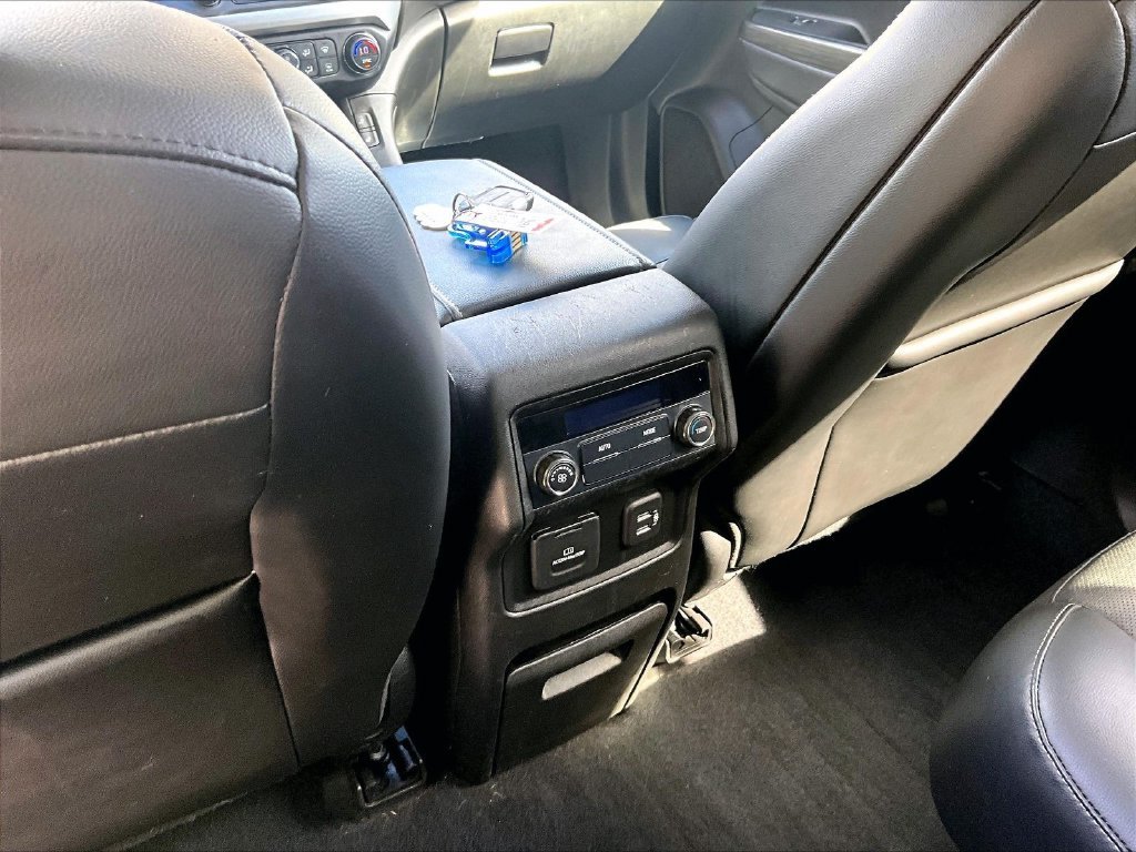 Used 2019 Ebony Twilight Metallic GMC SLT-1 image 29