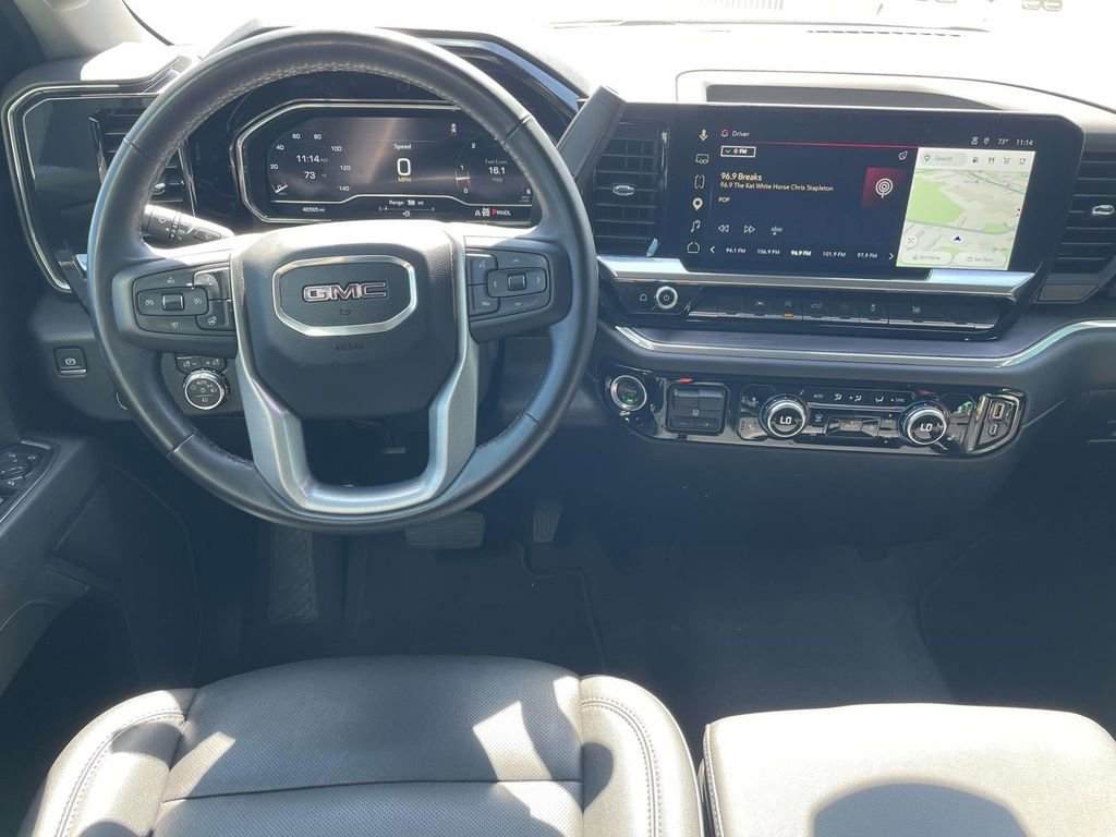 2025 GMC Sierra 1500 SLT - Photo 12