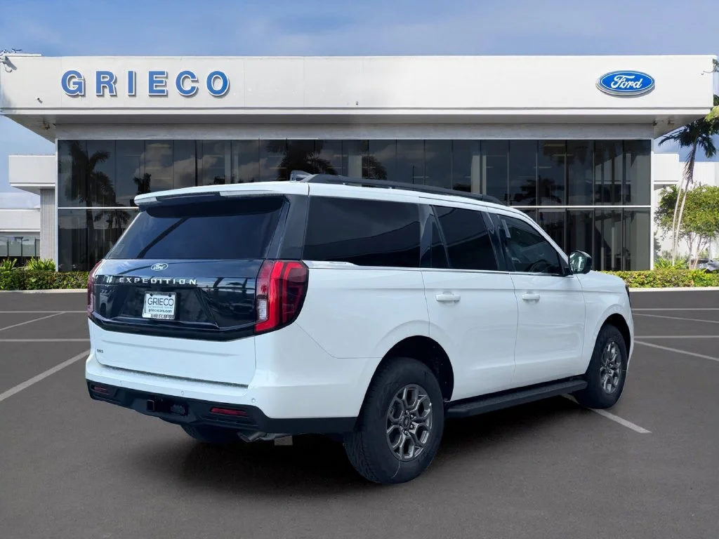 New 2027 Star White Metallic Tri-Coat Ford Active image 7
