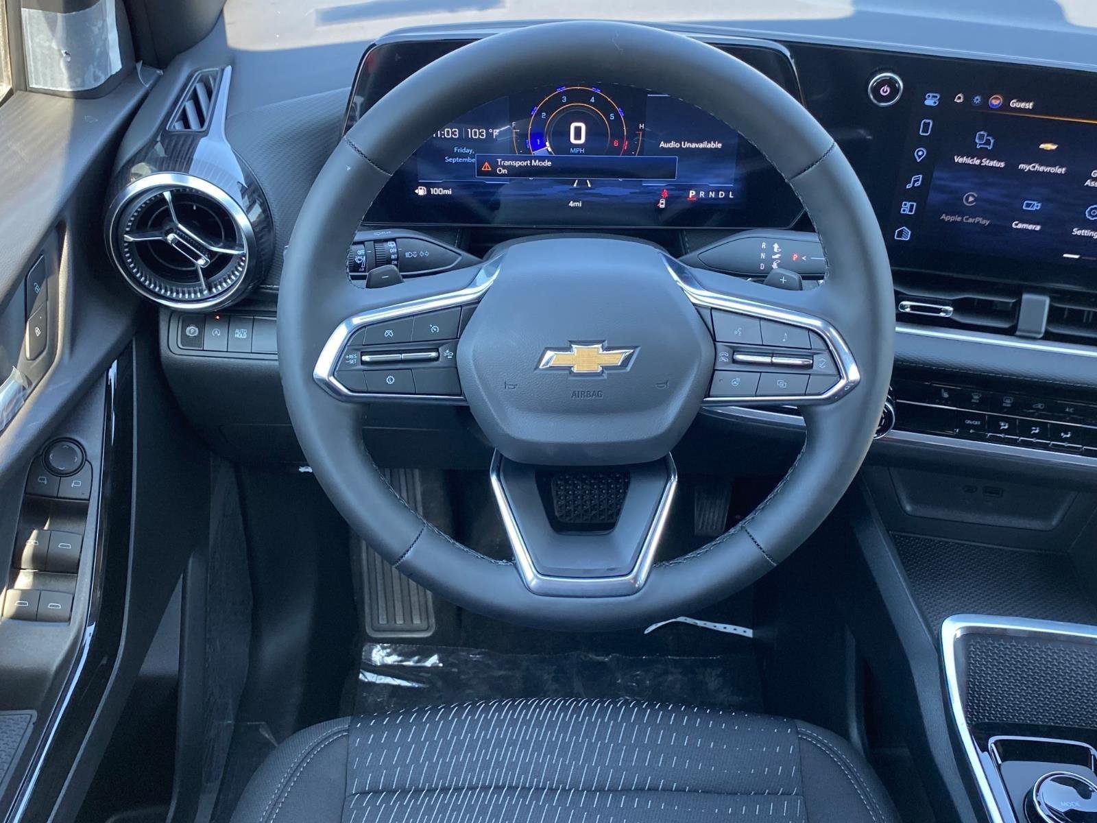 2027 Chevrolet Equinox LT - Photo 8