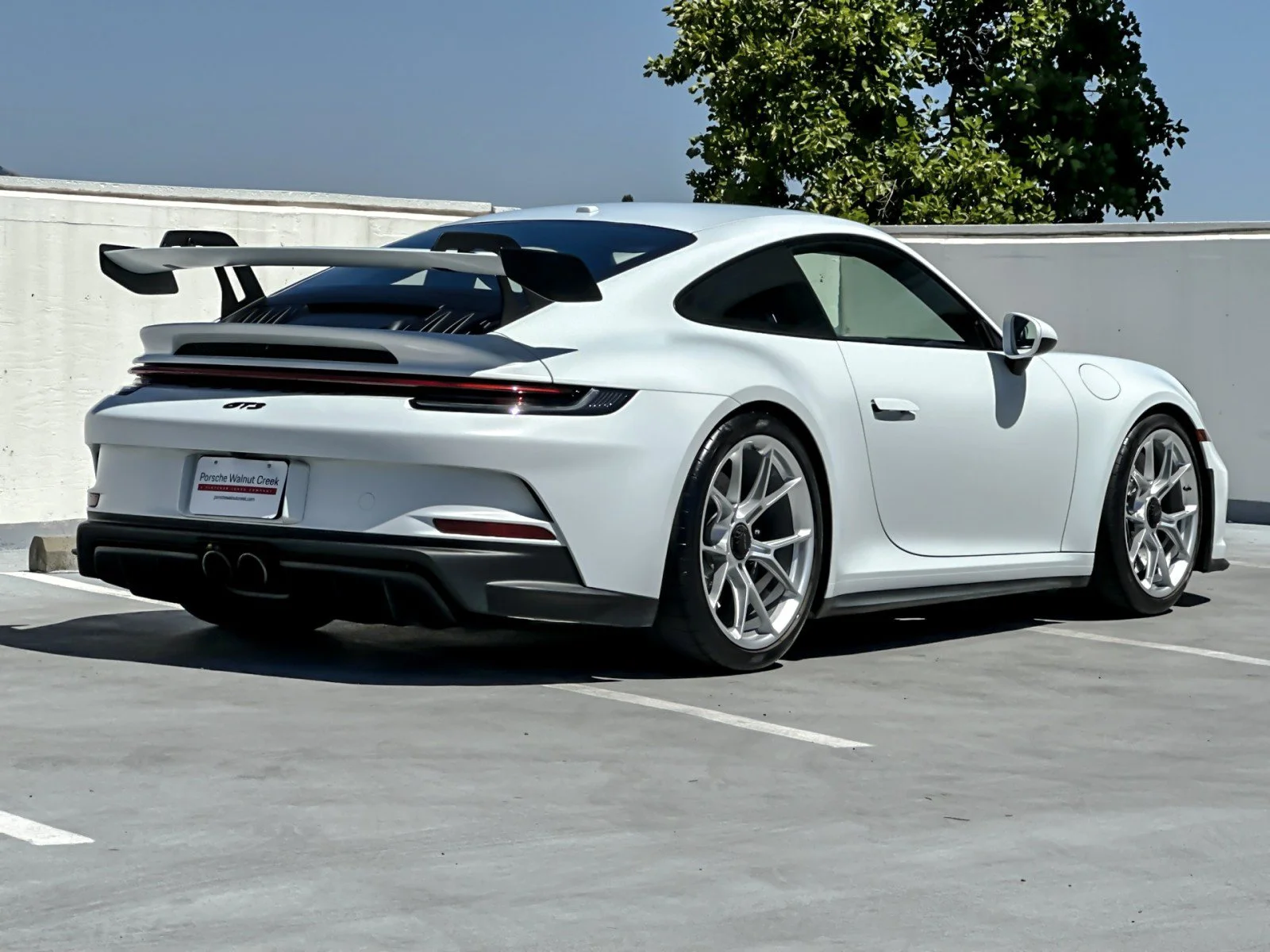 Used 2022 Carrara White Metallic Porsche GT3 image 7