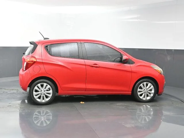 Used 2017 Red Chevrolet 1LT image 8