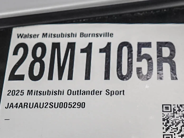 Used 2025 White Mitsubishi S image 29